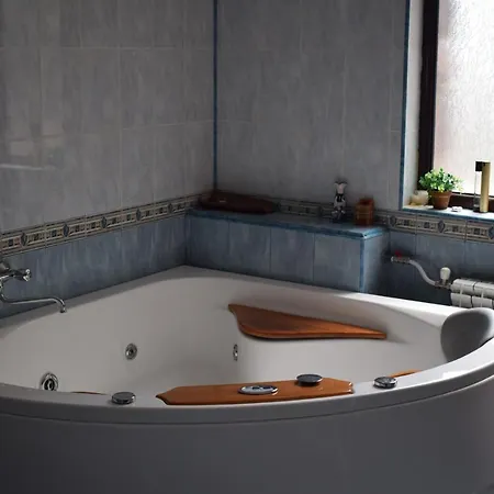 Jeravna Complex Bankea